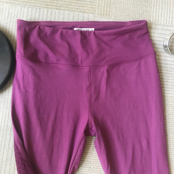 Breathable F21 purple legging Capri fashion - Picture 2 of 8